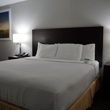 Days Inn By Wyndham Mexico Kültér fotó